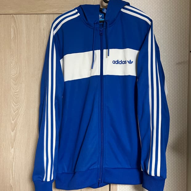 아디다스 블루 화이트 멀티컬러블록 투웨이 후드집업 아노깔
