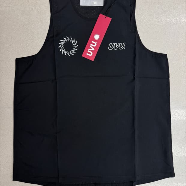 UVU 러닝 베스트 블랙 L