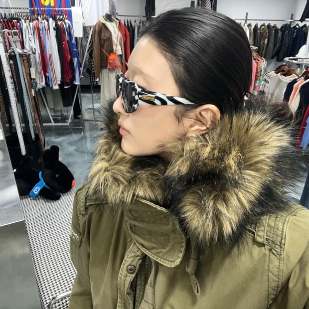 Supreme 지브라 패턴 선글라스