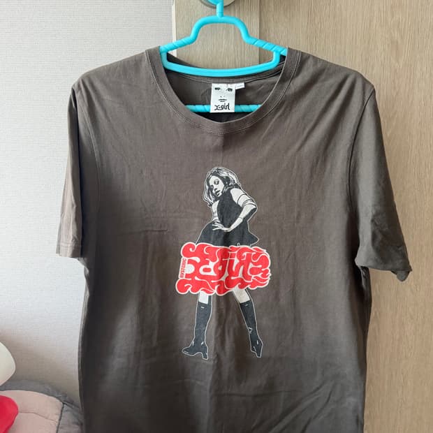 히스테릭글래머 반팔티