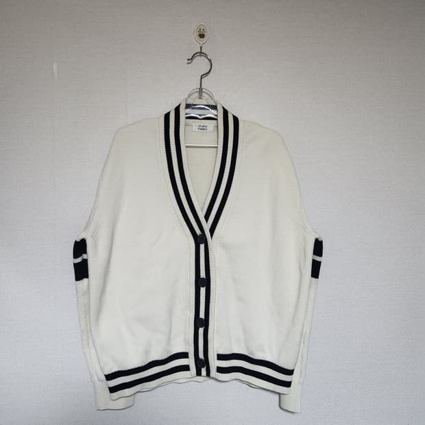 23년 스튜디오톰보이 가디건 프리