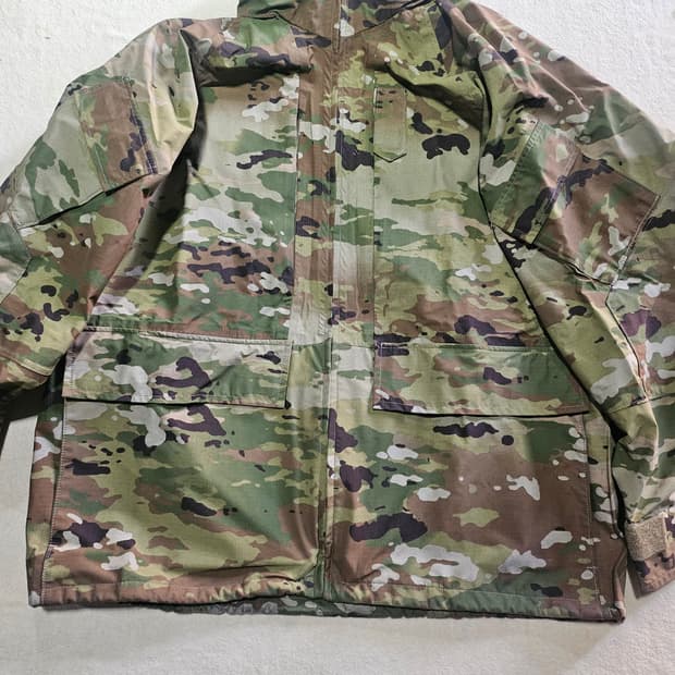 미군오리지날 신형 멀티캠 하드쉘 파카 LR