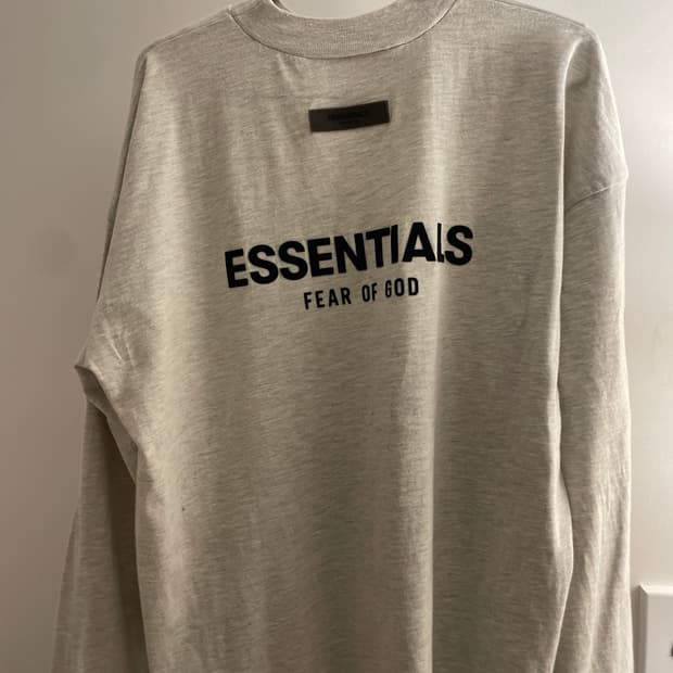 Fear of God Essentials 롱슬리브 (여자S-M)