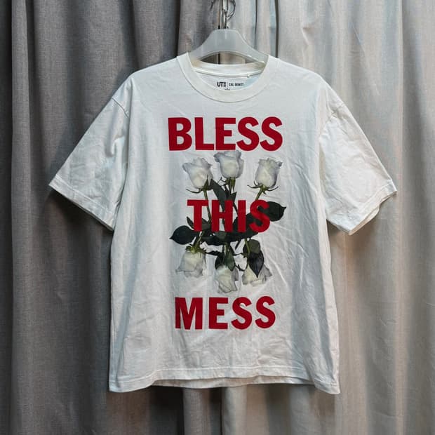 [XL] 유니클로 Bless This Mess 반팔 티셔츠