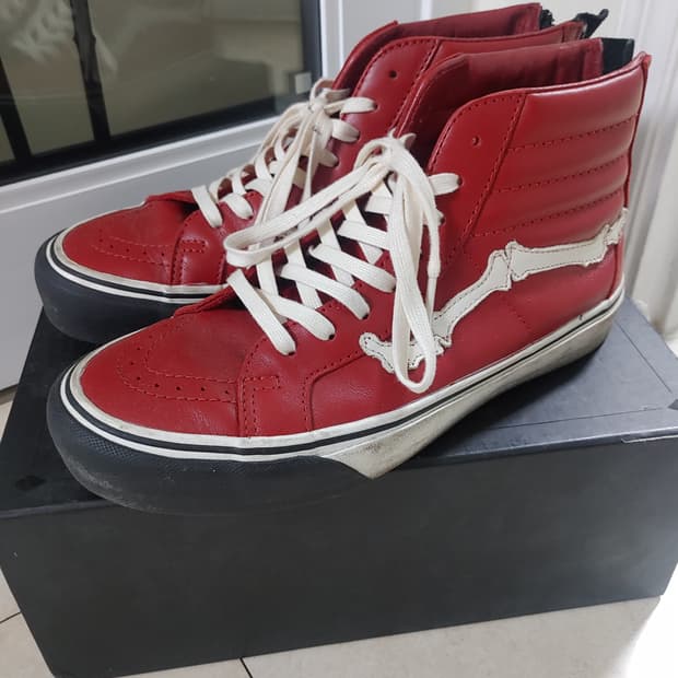 반스볼트 X 블렌즈 하이