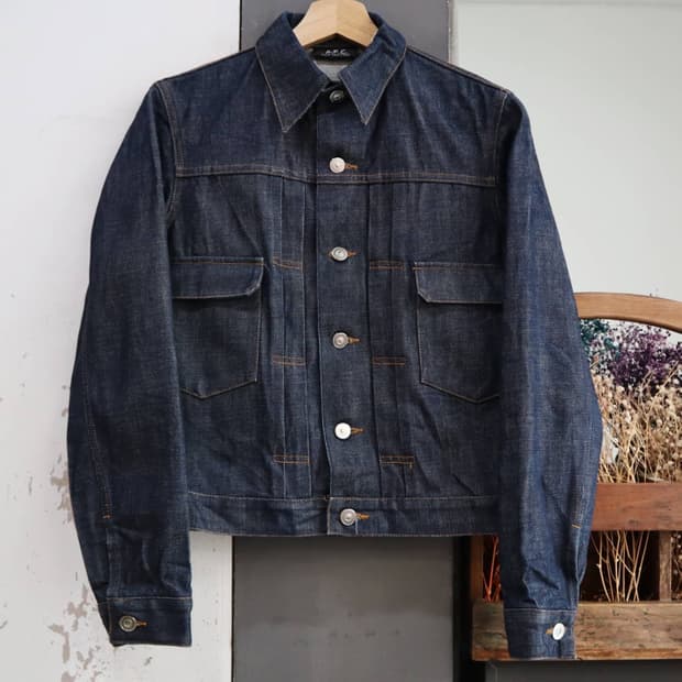A.P.C 데님 트러커 자켓