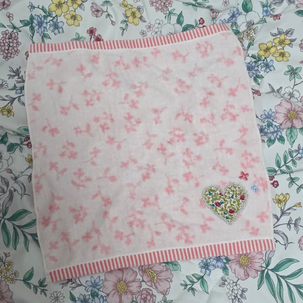 일본빈티지) 핑크 히메갸루st 에겐녀 하트 핸드타올 손수건