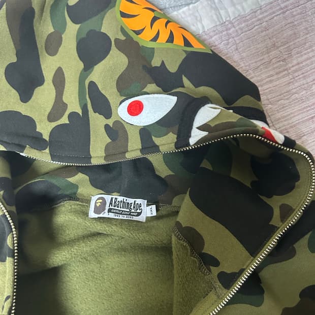 베이프 퍼스트 카모 샤크 풀 후드집업