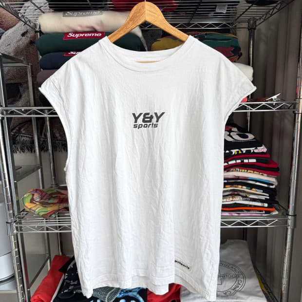 헤리티지플로스 인앤양 나시 티셔츠