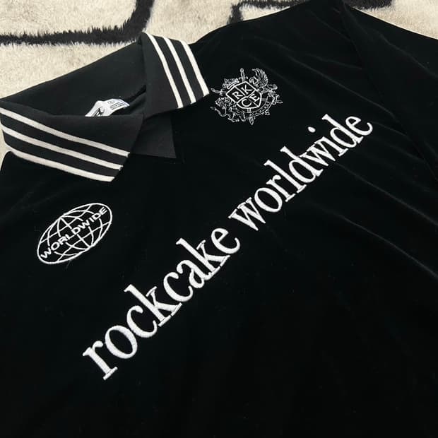 [S]락케이크 오버핏 벨루아 카라 맨투맨/블랙