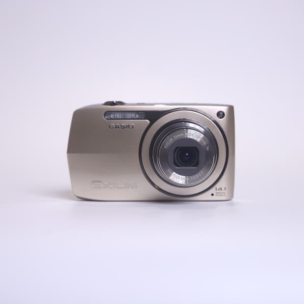 카시오 익슬림 Z2300 골드