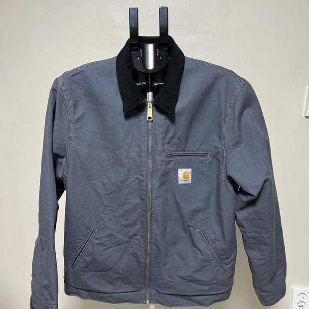 칼하트 wip 디트로이트 제우스 L 팝니다.  (봄, 가을용)