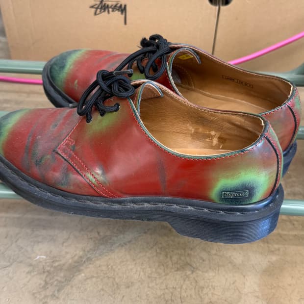 슈프림 닥터마틴 270