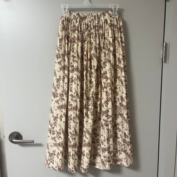 모리걸 하구미 플라워 패턴 플리츠 롱 스커트