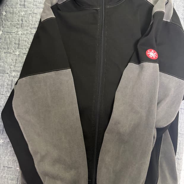 [XL]카브엠트 오버다잉 패널 집업