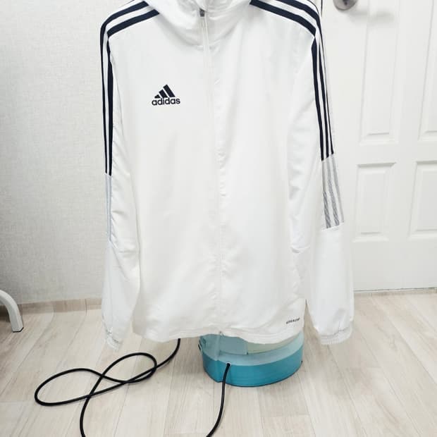(95)M ☆초대장급☆ 아디다스 에센셜 [흰검] 우븐 바람막이