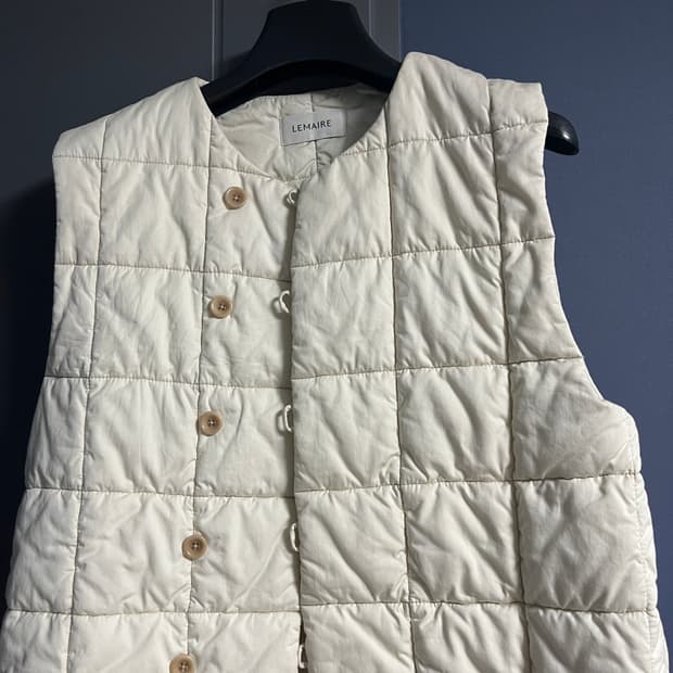 르메르 퀼팅조끼 36사이즈