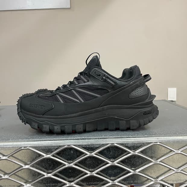 몽클레르 트레일그립 GTX EU42