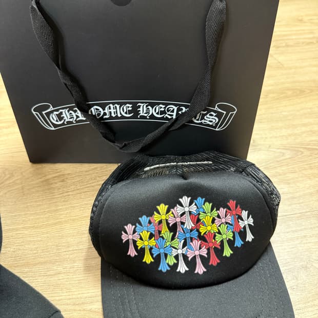 크롬하츠 멀티 크로스 메쉬 트러커햇 블랙