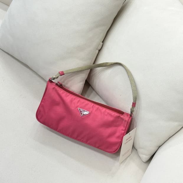 프라다 포코노 숄더백 (정품)