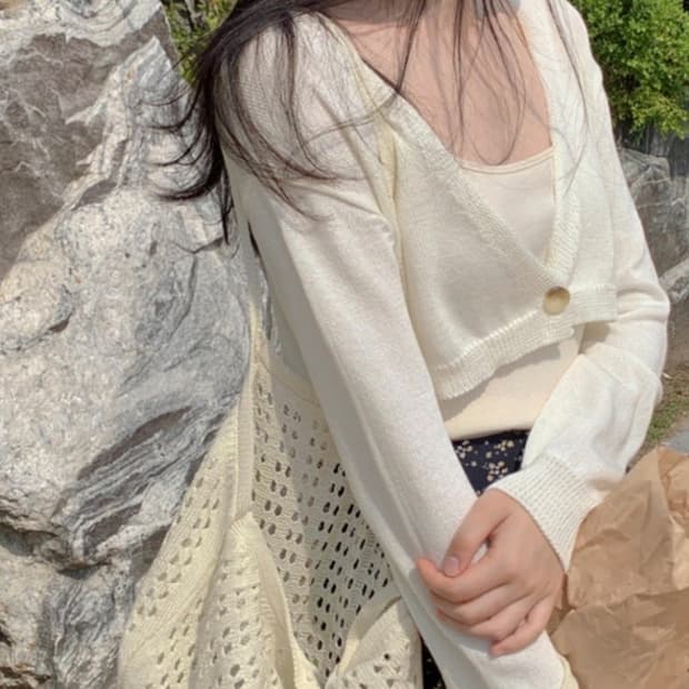 (미개봉, 새상품) 체리코코 프렌치 볼레로 아이보리 가디건 흰색 봄니트