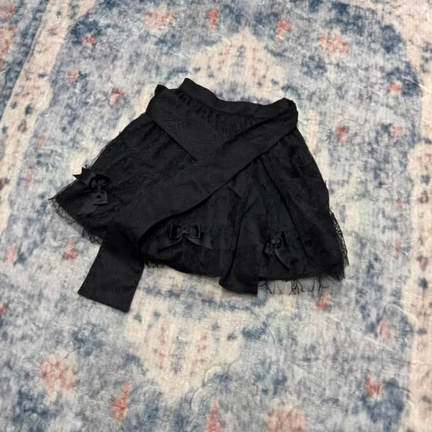 Bodyline goth ribbon prill skirt