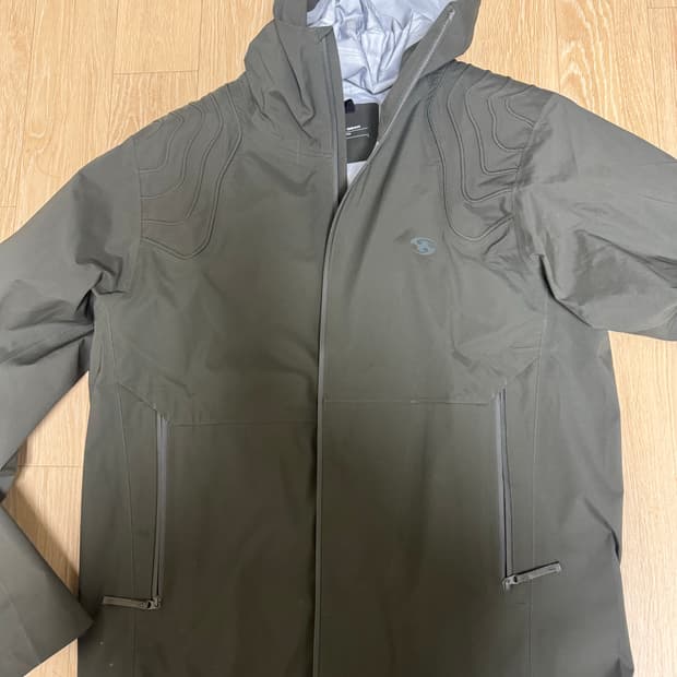 [1 사이즈] 산산기어 ALEA SHELL 바람막이 판매