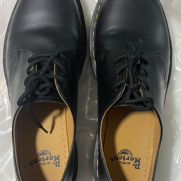 닥터마틴 스무스블랙 290 판매합니다 (실착 2회) 상태매우굿