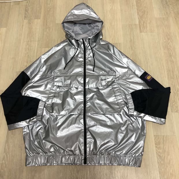 (XL) 나이키 LA 레이커스 코트사이드 라이트웨이트 바람막이 자켓 실버