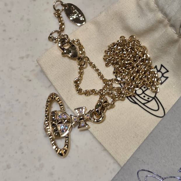 설할인!) 비비안웨스트우드 메이페어바스 릴리프 골드목걸이