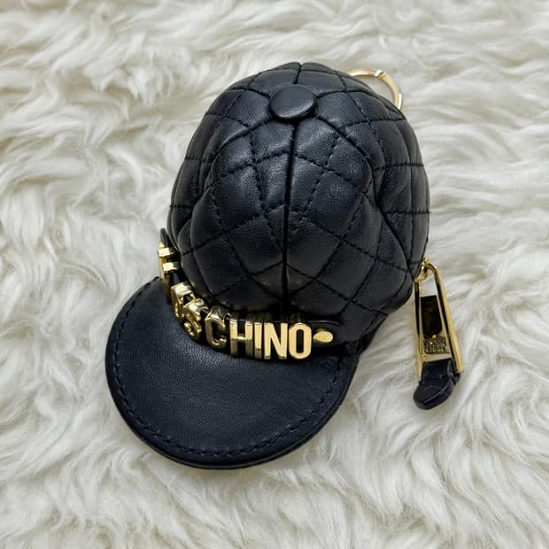 모스키노 리얼레더 퀼팅 금장 키링