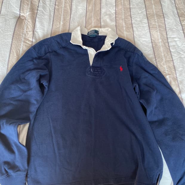 폴로 럭비티 팝니다