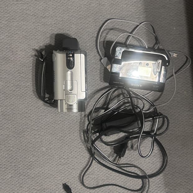 Sony dcr-sr300