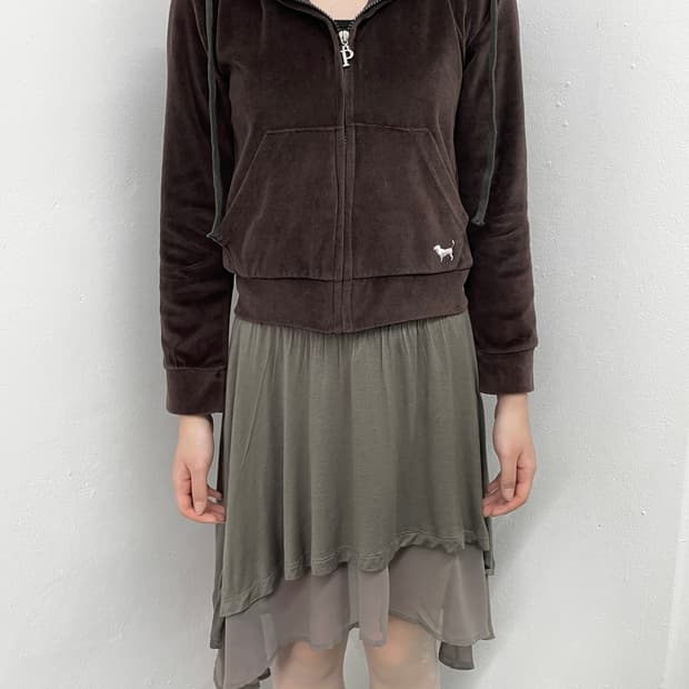 브라운 벨벳 핑크 로고 집업