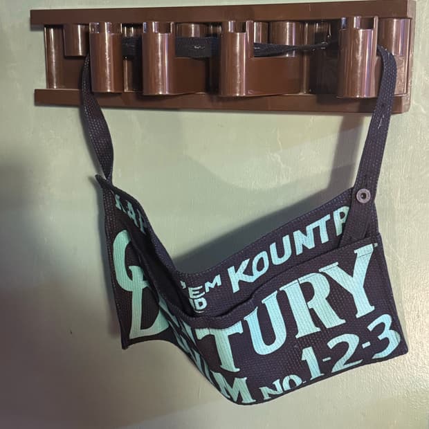 Kapital apron 크로스백