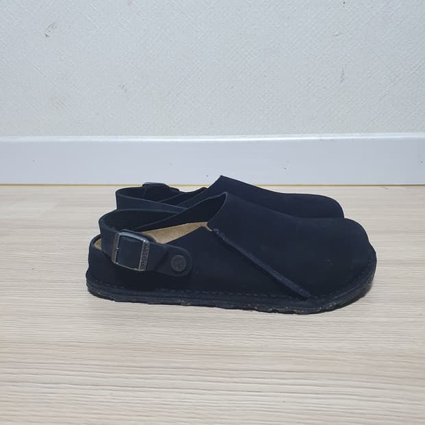 버켄스탁 루트리 스웨이드 클로그 230