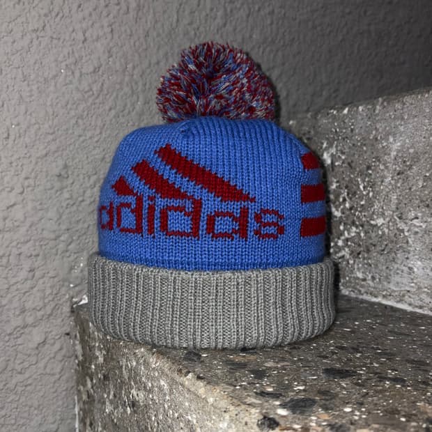 아디다스 폼폼 비니