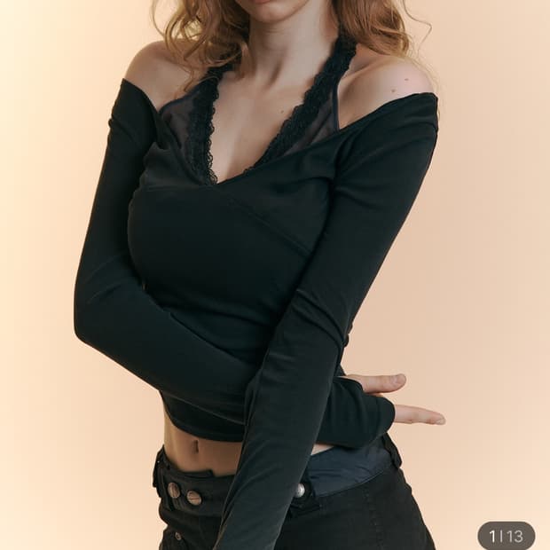 Pleasenofollow 플리즈노팔로우 롱 슬리브 탑