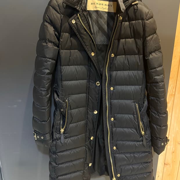 버버리애쉬무어롱패딩 