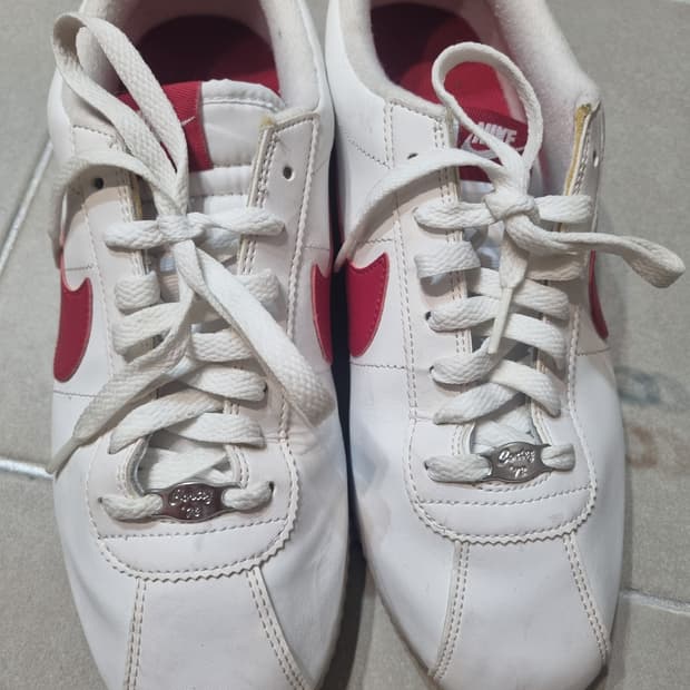 나이키 코르테즈 흰빨 운동화 270