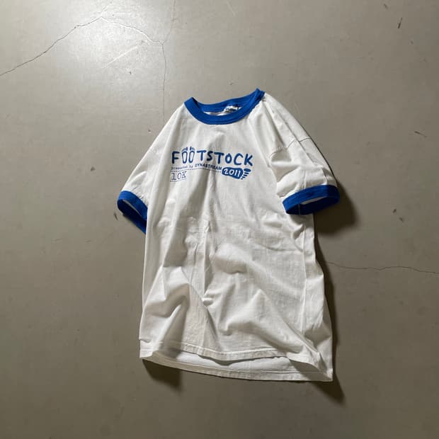 90’s Gildan (Vintage) Ringer T-Shirt