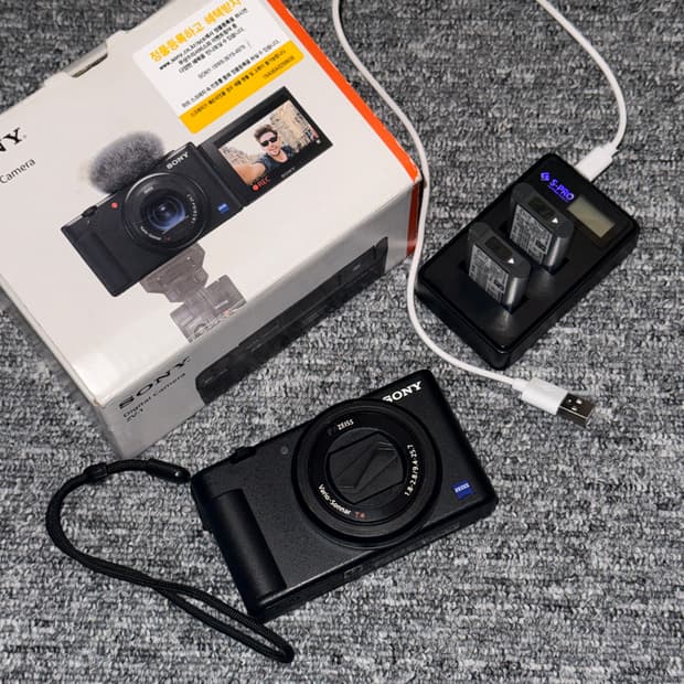 소니 ZV-1 블랙 + 배터리 충전기 풀박스