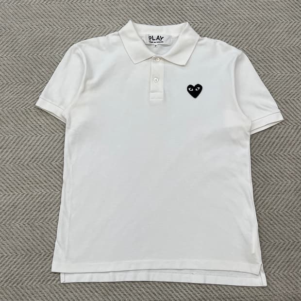 꼼데가르송 하트 로고 카라티 r3347