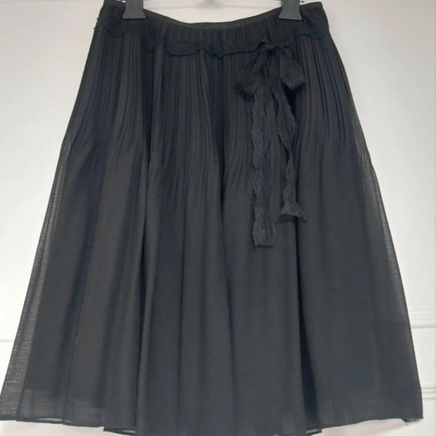 쉬폰 플레어 리본 레이스 블랙 미디스커트