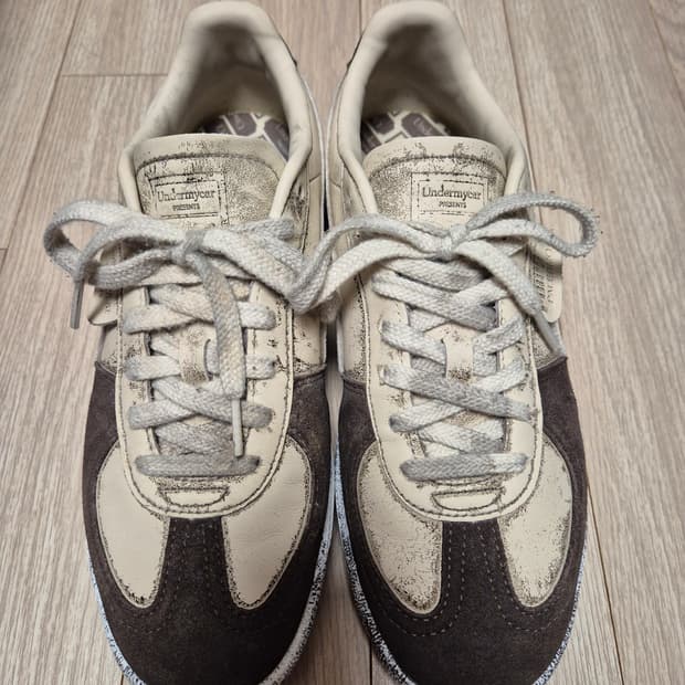 언더마이카 푸마 팔레르모 265사이즈