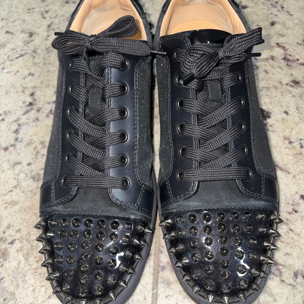 루부탱 스니커즈