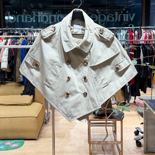 모스키노 베이지 트렌치코트 케이프