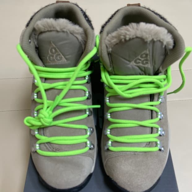 나이키 신품급)ACG 줌 미드 아스토리아 여성 부츠 235