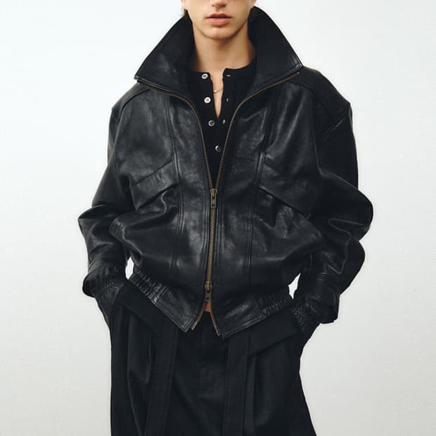 [50] 노이어xKKST 엔틱 카우 레더 하이넥 블루종 블랙