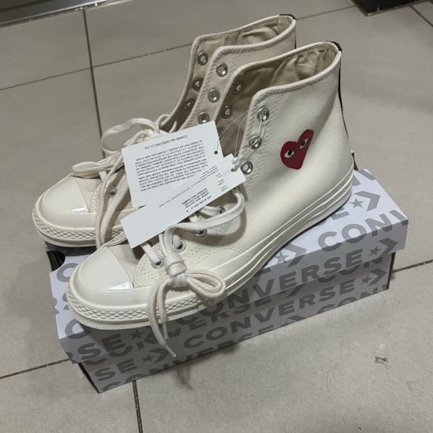 [새제품/270] 꼼데가르송 컨버스 척테일러 크림 하이